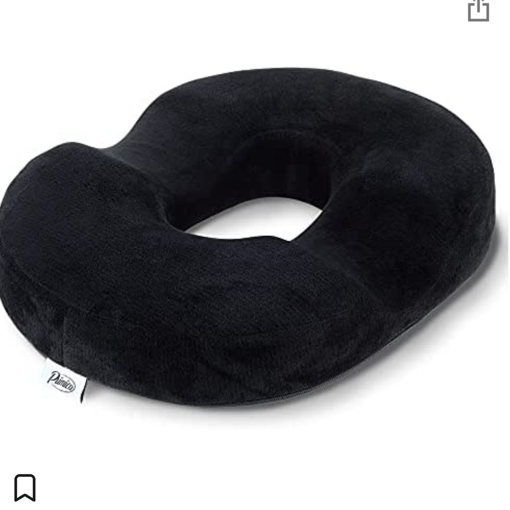 Postpartum relief pillow